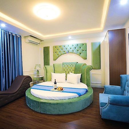 La Phu  Hotel Royal II מראה חיצוני תמונה